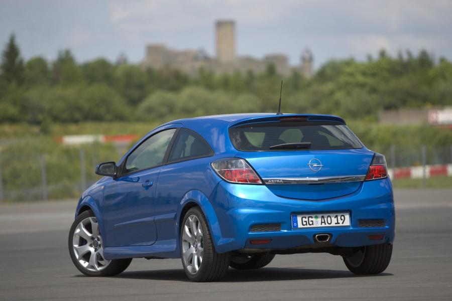  Opel Astra OPC 2006 года  (фото 44 из 44)